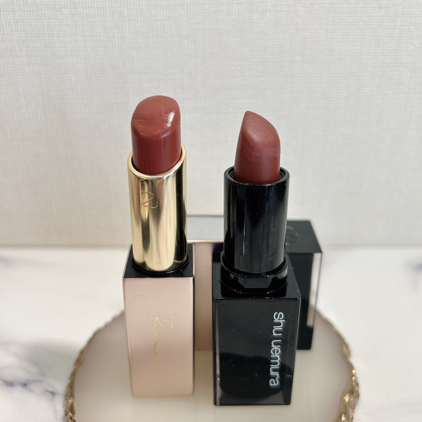 キヌ ルージュ マット/shu uemura/口紅を使ったクチコミ(3枚目)