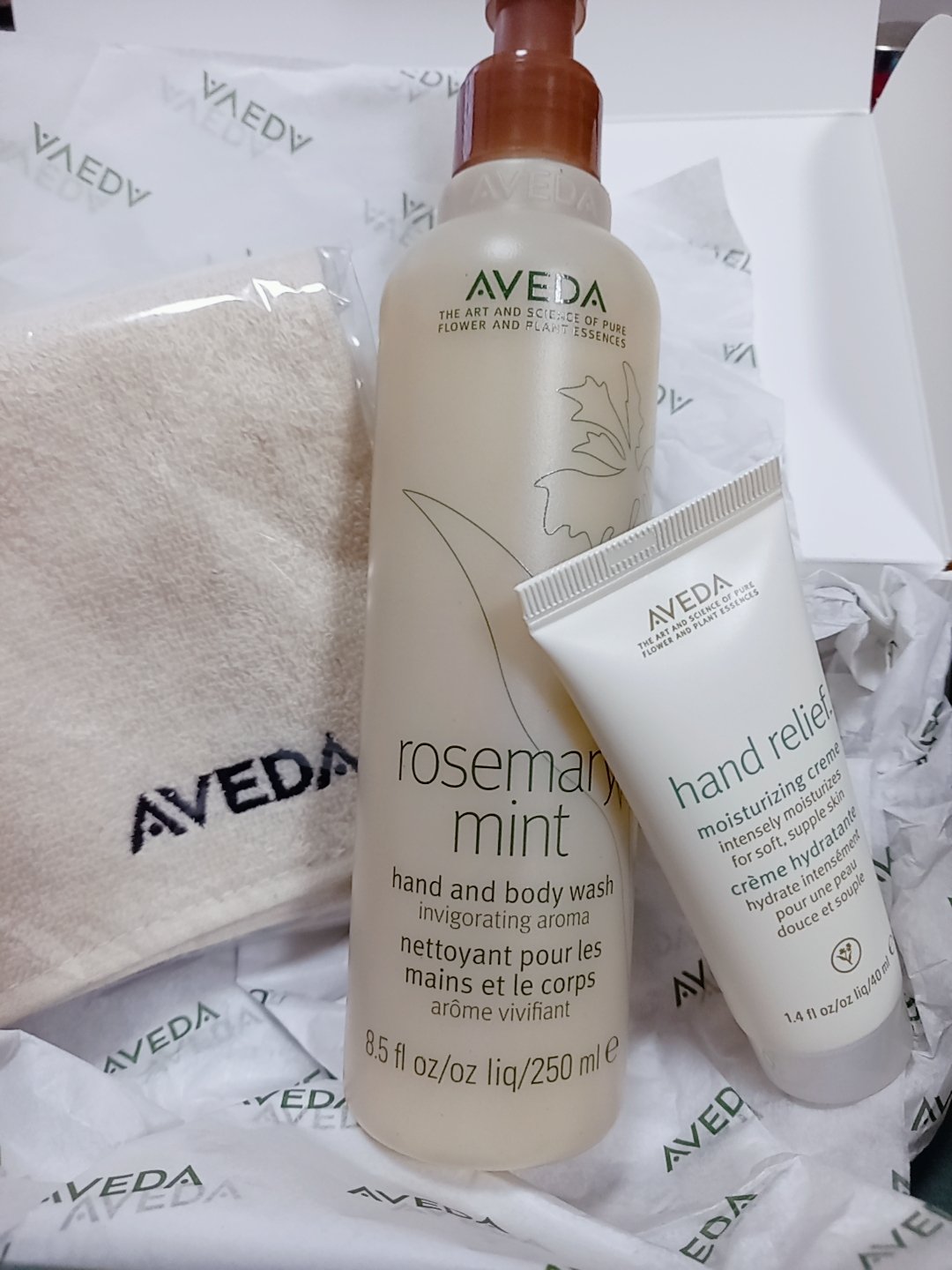 AVEDA ローズマリーミント ハンド＆ボディウォッシュのクチコミ「

🌿AVEDA
ローズマリーミント ハンド＆ボディウォッシュ


すごく泡たちがいいわけでは.....」（1枚目）