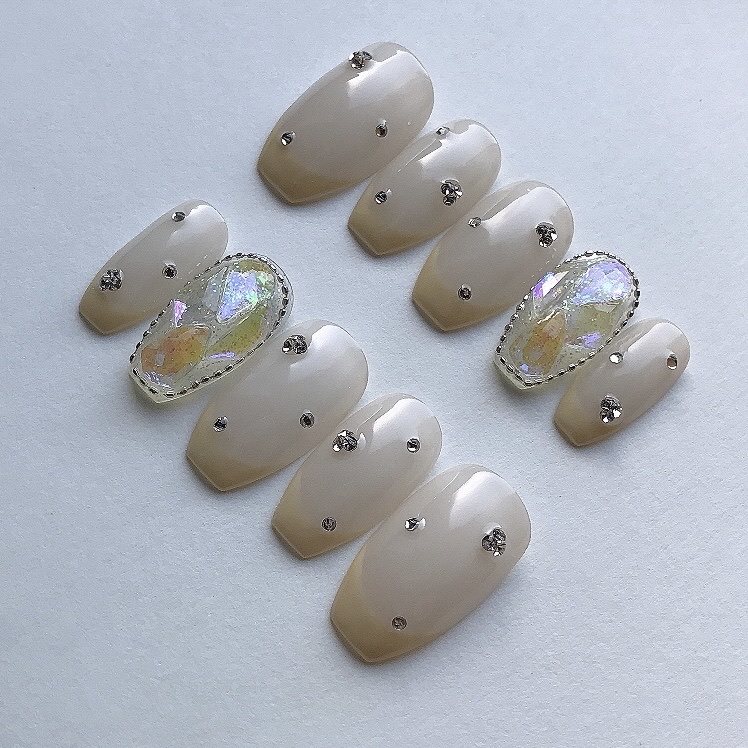 グレースジェルベース/グレースジェル/ジェルネイルを使ったクチコミ（3枚目）