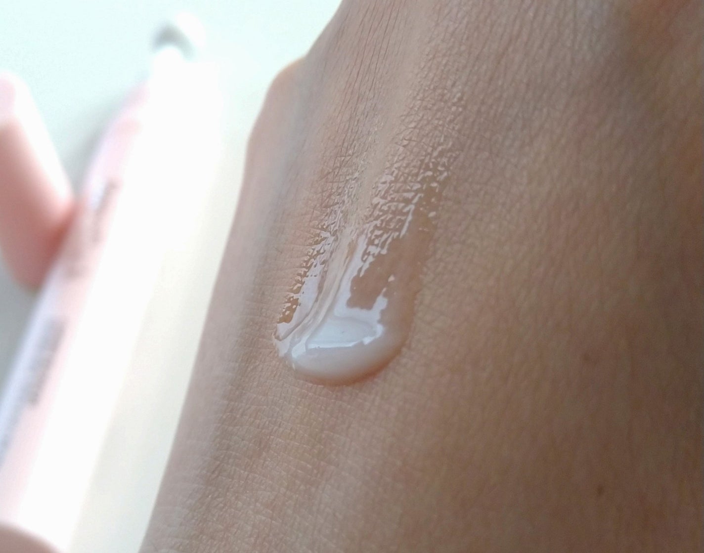 チェリーブロッサム ブレミッシュ 8GF スティック アイクリーム/Bring Back/アイケア・アイクリームを使ったクチコミ(4枚目)