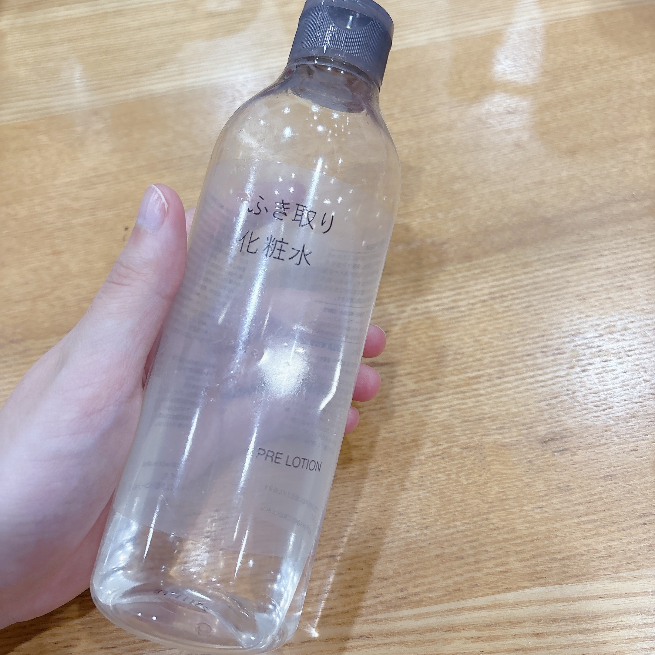 無印良品 ふき取り化粧水のクチコミ「無印良品 拭き取り化粧水


ローソンで購入しました！


シンプルな作りのふき取り化粧水だか.....」（2枚目）