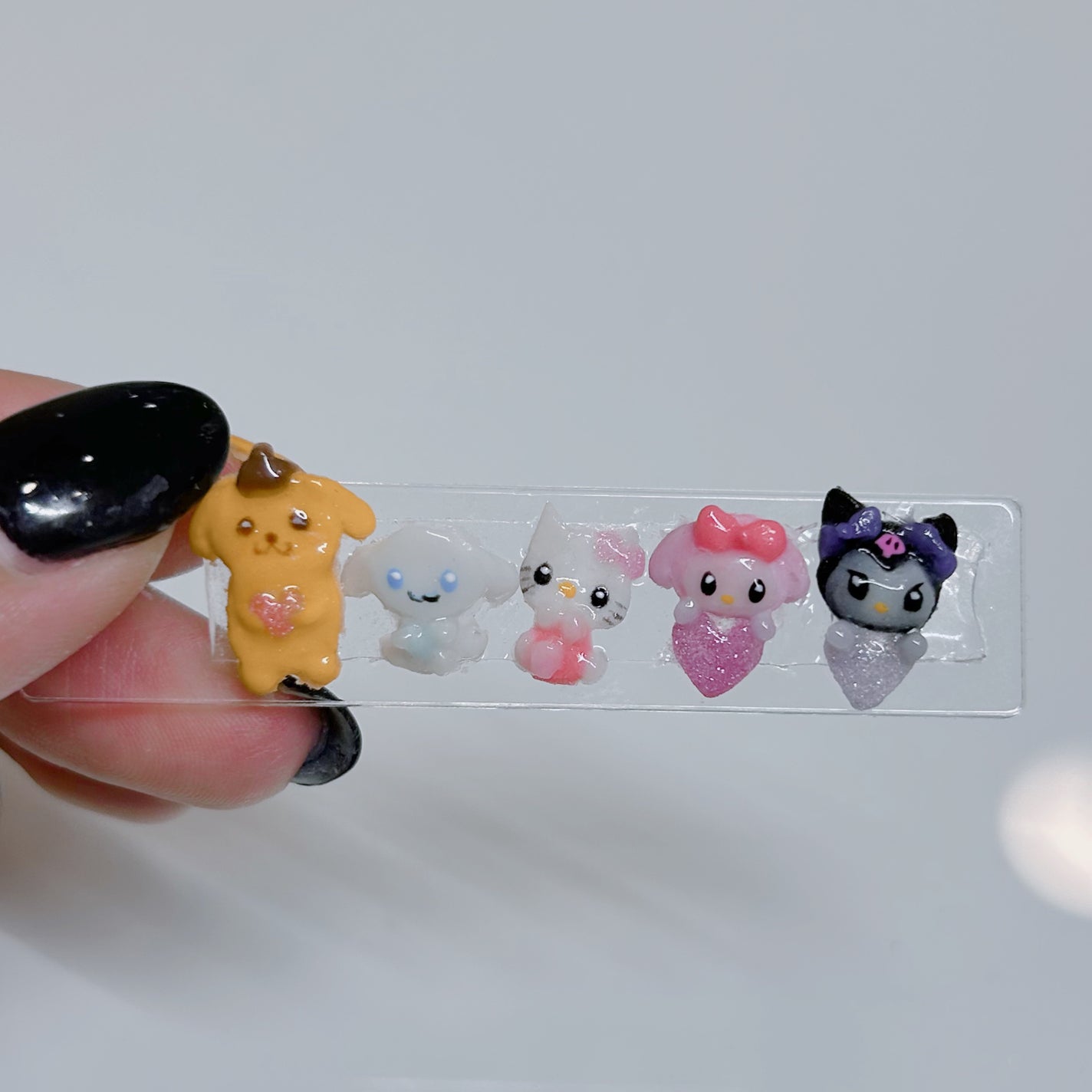 ゆる on LIPS 「サンリオ3Dネイル#3dネイル#サンリオ#痛ネイル..」(1枚目)