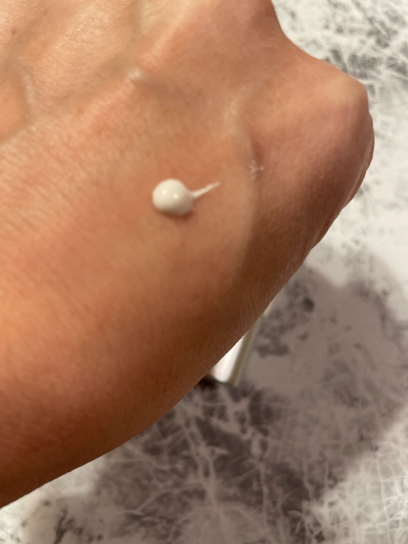 グロウスキンベース/CEZANNE/化粧下地を使ったクチコミ(4枚目)