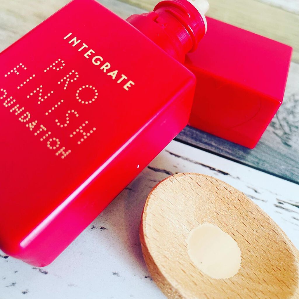 プロフィニッシュリキッド/インテグレート/リキッドファンデーションを使ったクチコミ(2枚目)