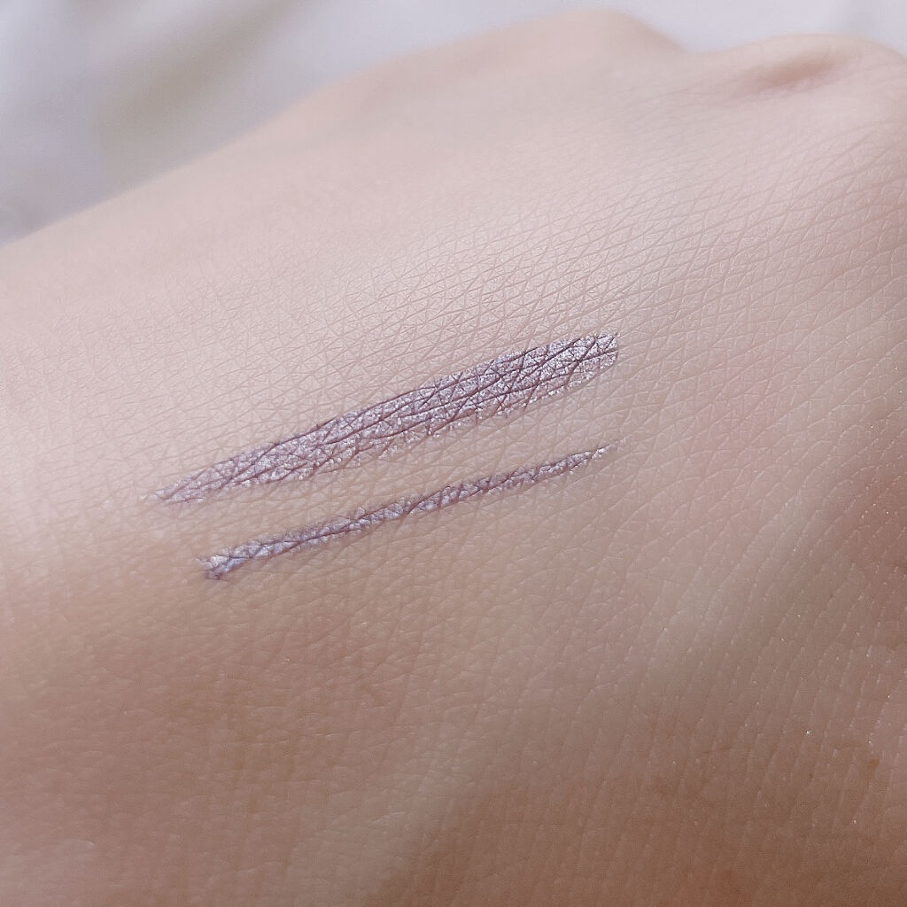 なゆ フォロバ On Lips きらめくラメ入りアイライナー ヒロインメイク クリスタルラベ Lips