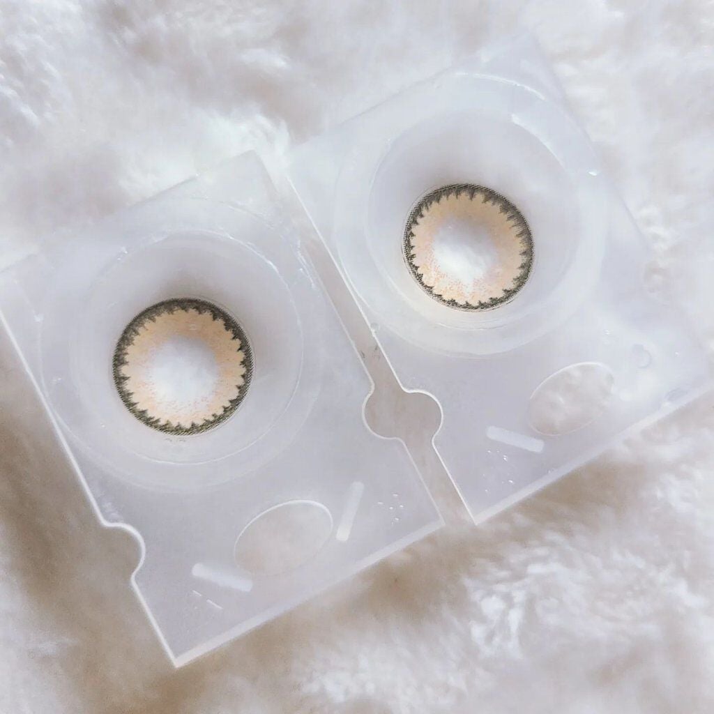 デコラティブアイズ UVモイスト/Decorative Eyes/カラーコンタクトレンズを使ったクチコミ(4枚目)