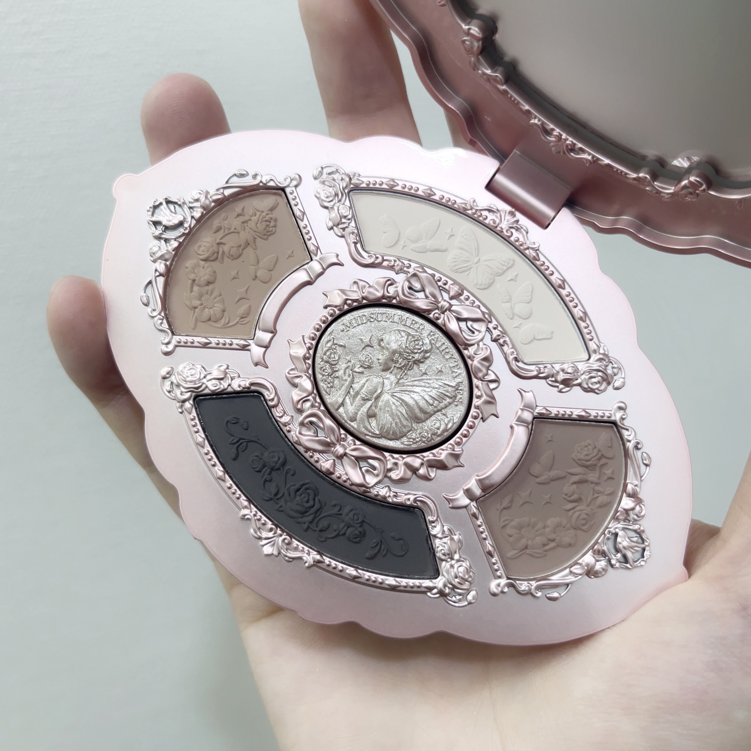 ミッドサマーフェアリーテイルズコレクション 5色アイシャドウパレット 01 Hazel Fawn/FlowerKnows/アイシャドウパレットを使ったクチコミ（1枚目）