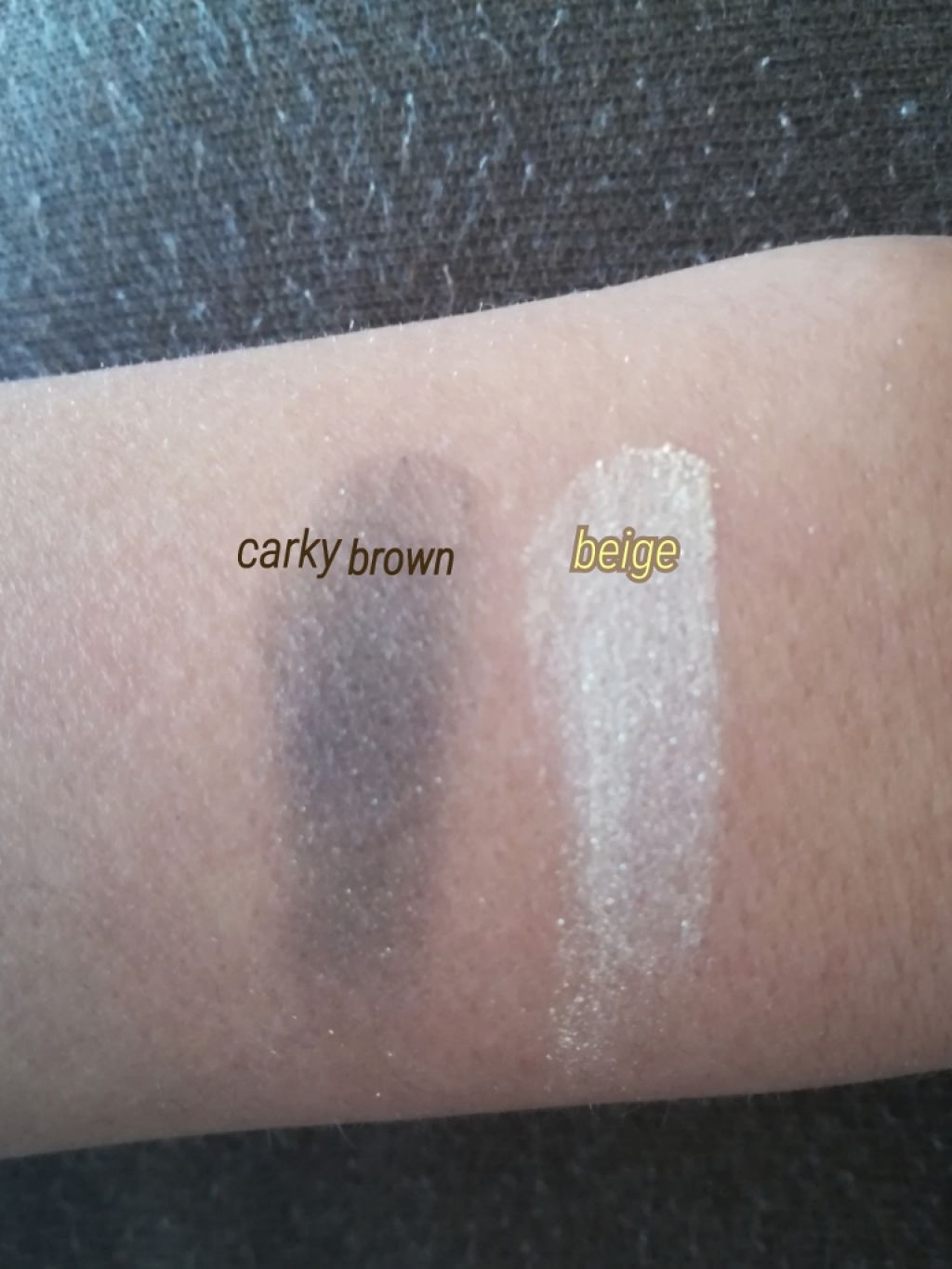 ツーカラー アイシャドウ ラメシリーズ/CEZANNE/アイシャドウパレットを使ったクチコミ(2枚目)