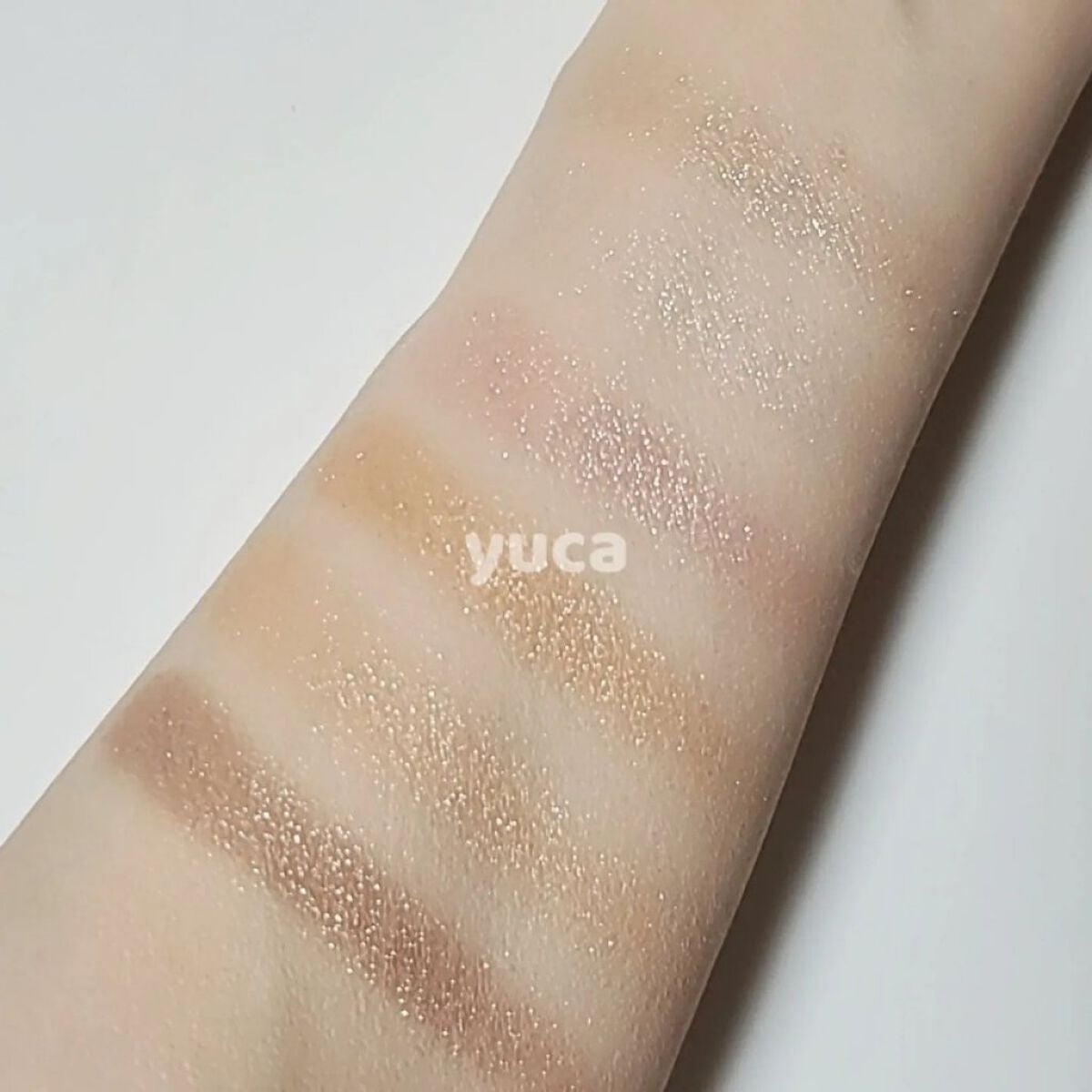 モノアイシャドウ/Laka/単色アイシャドウを使ったクチコミ(4枚目)