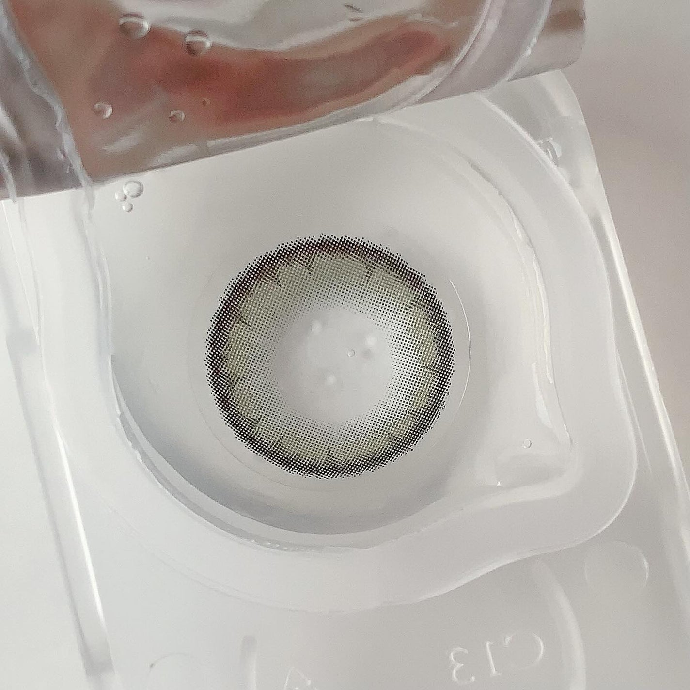 Vasto/mimundo/ワンデー(1DAY)カラコンを使ったクチコミ(3枚目)