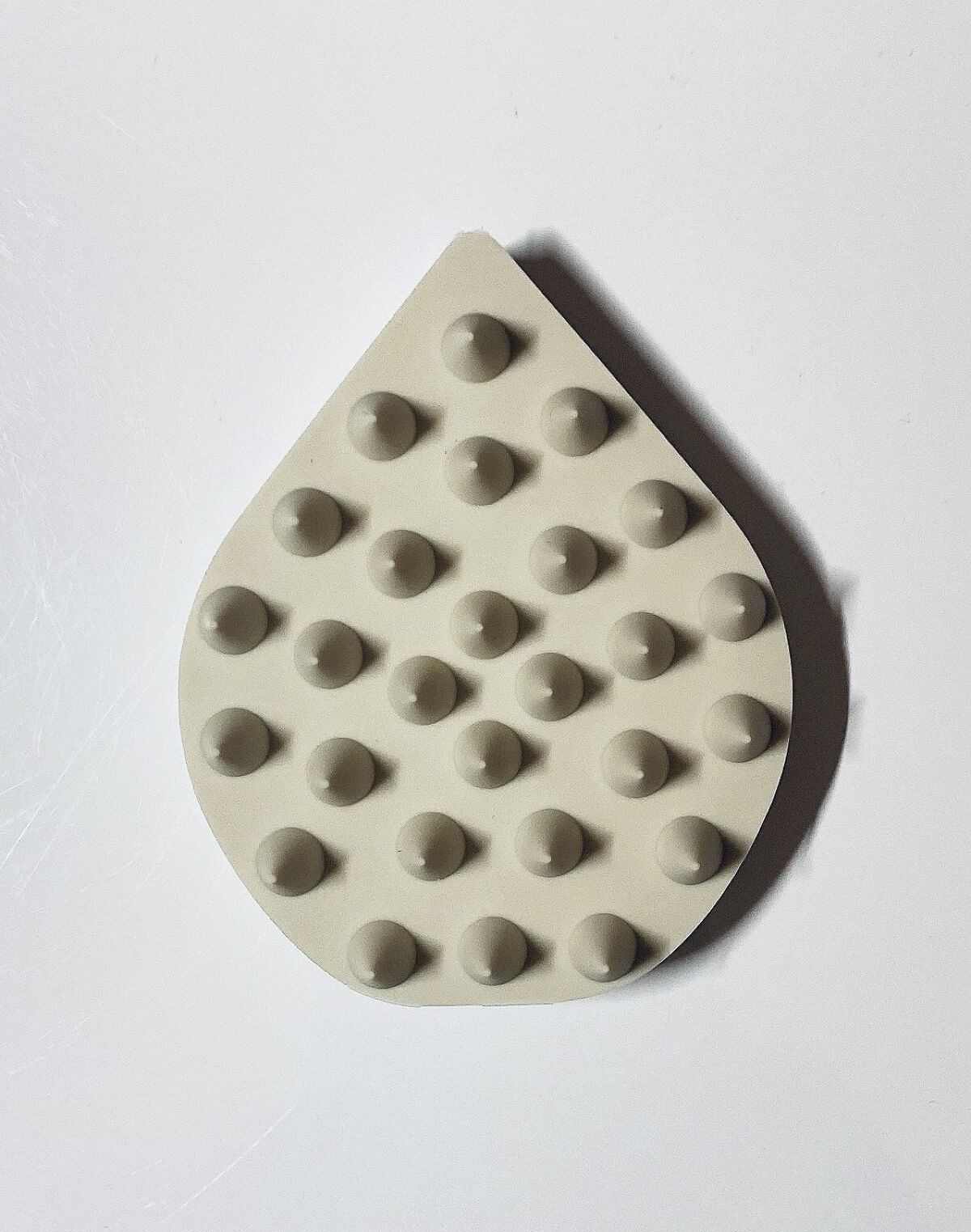 リラクシングマッサージブラシ/エトヴォス/スカルプブラシを使ったクチコミ（2枚目）