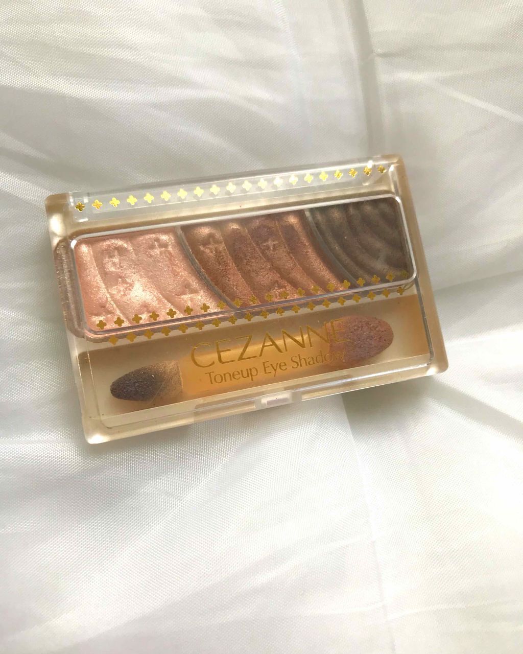 トーンアップアイシャドウ/CEZANNE/アイシャドウパレットを使ったクチコミ(1枚目)