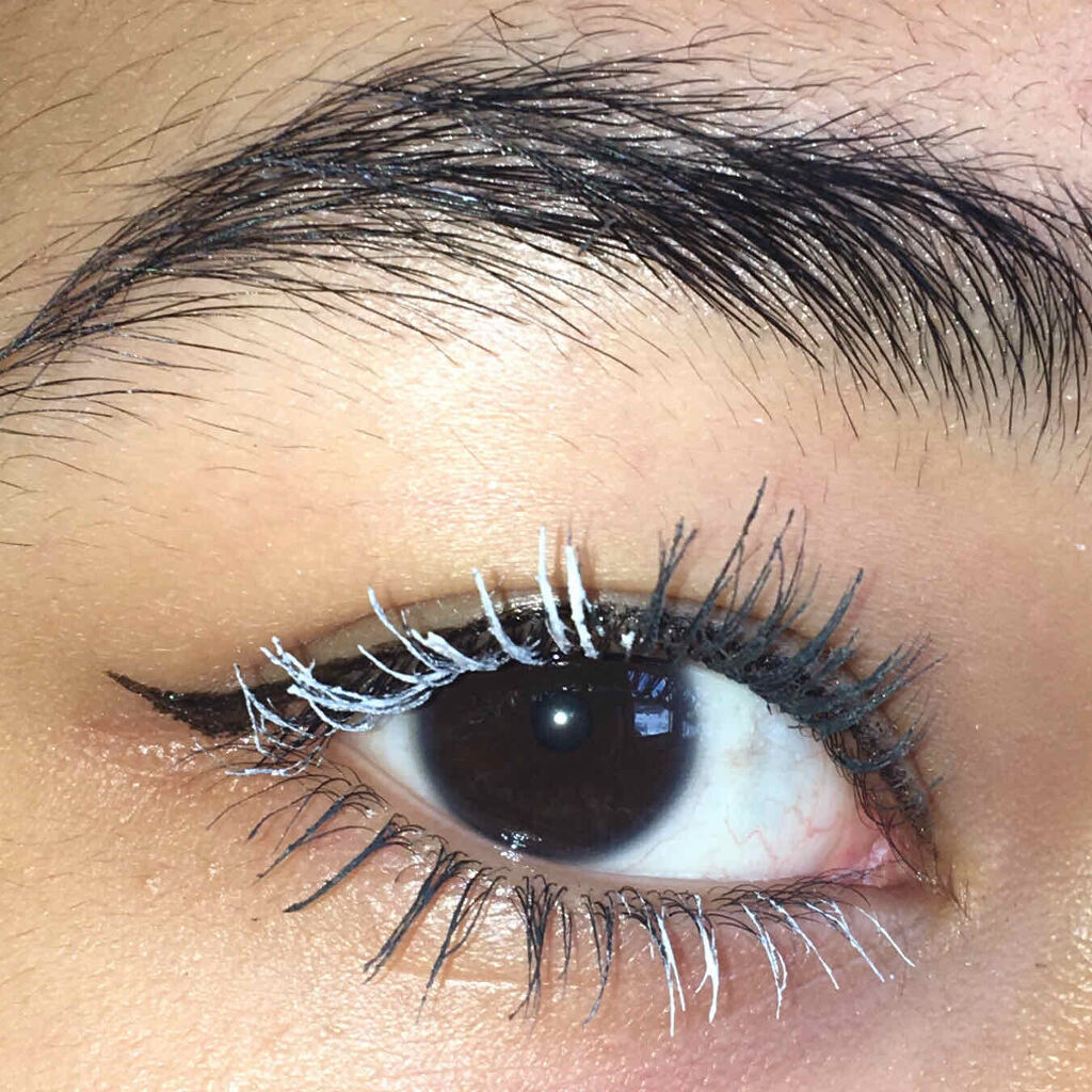 カラーマスカラ/crayontouch-me/マスカラ下地を使ったクチコミ（2枚目）