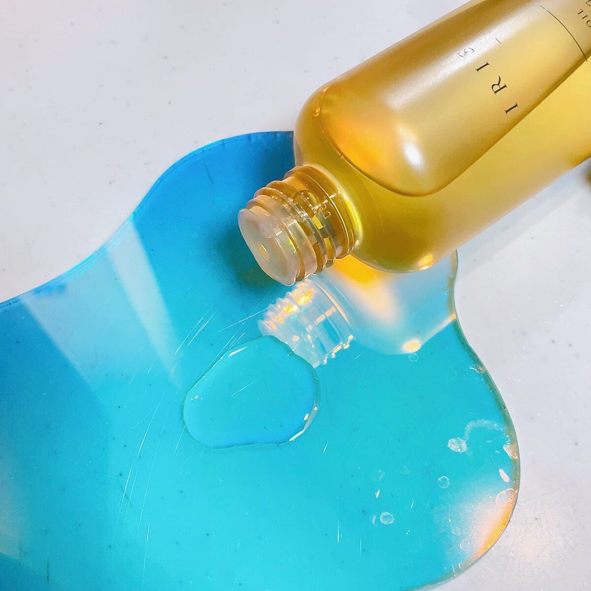 イーリス ヘアオイル サンセットグロウ/IRIS/その他スタイリングを使ったクチコミ（2枚目）