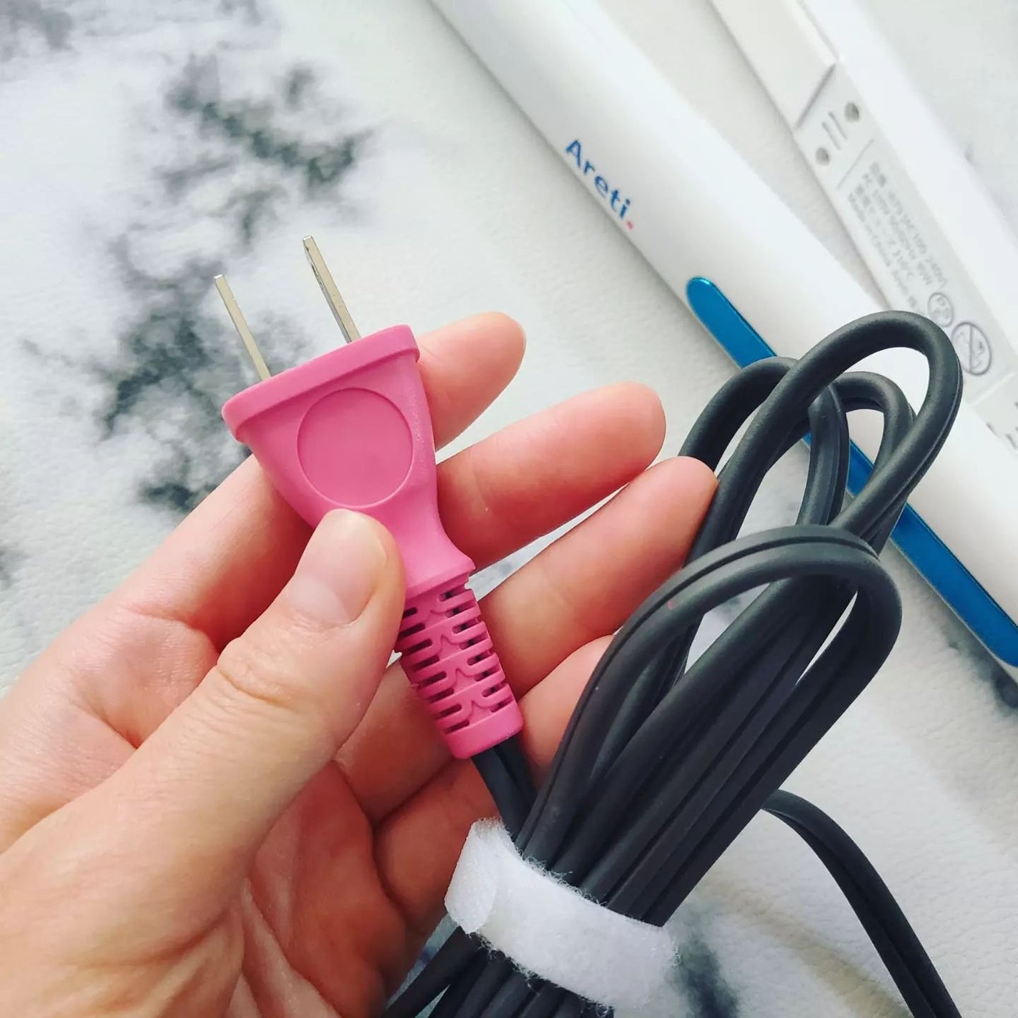 オールマイティ 純セラミックハイブリッド ストレートアイロン/Areti./ストレートアイロンを使ったクチコミ(4枚目)