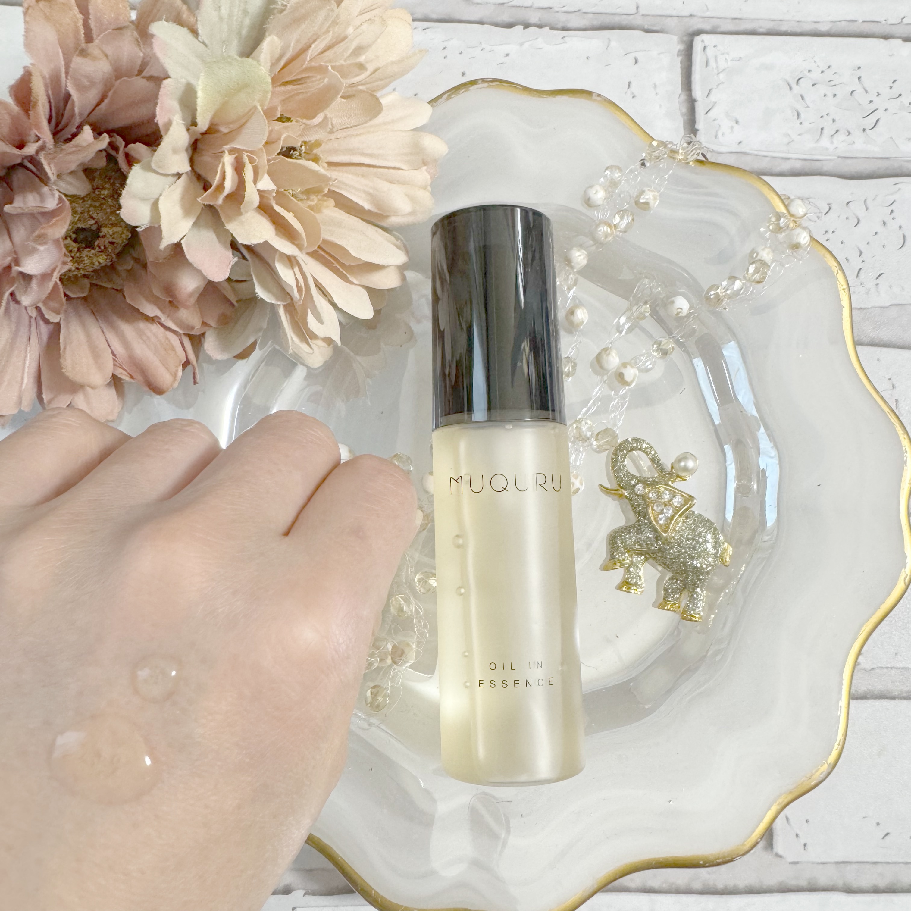 オイルインエッセンス/MUQURU/ブースター・導入液を使ったクチコミ（2枚目）