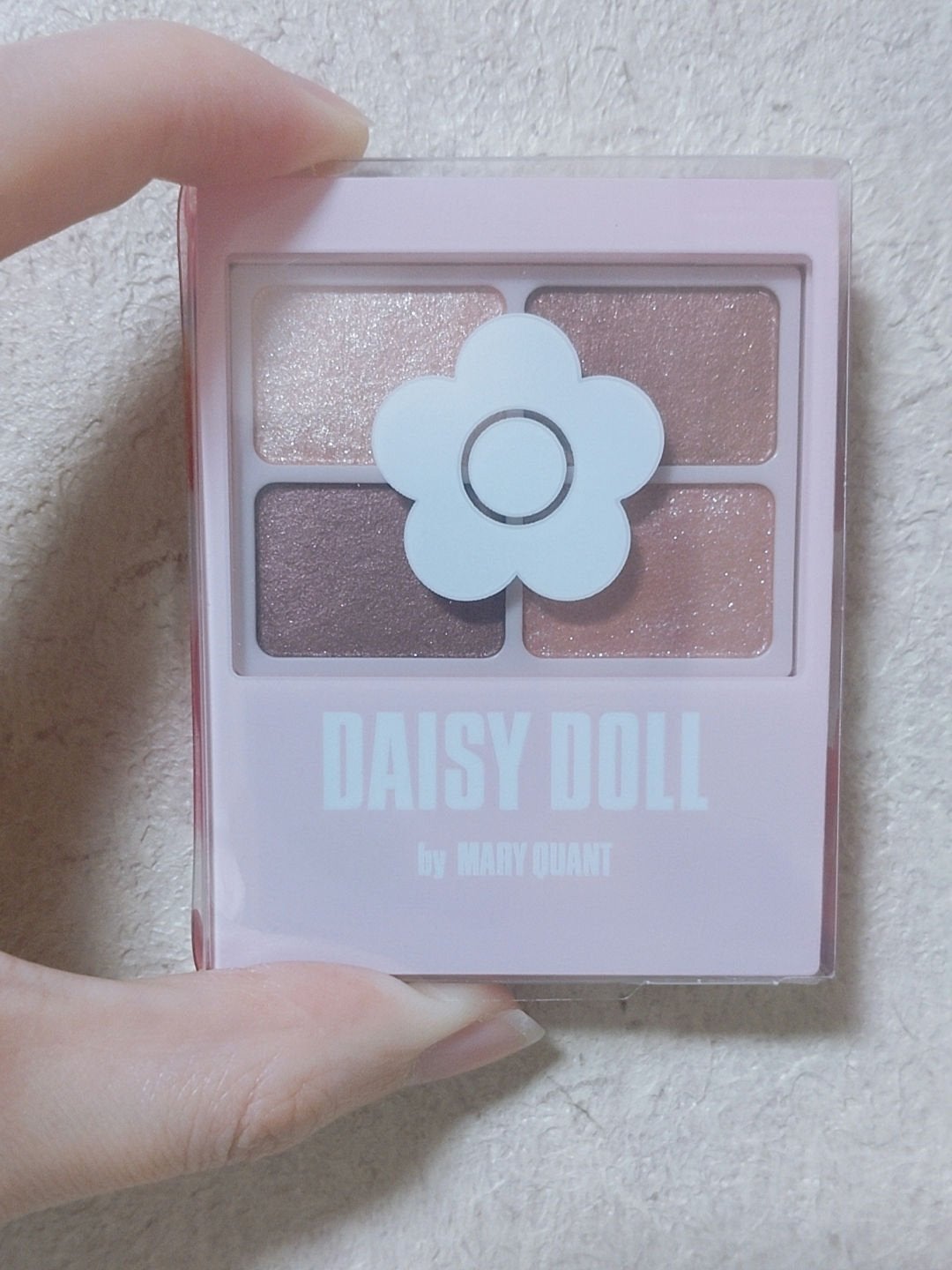 デイジードール アイカラー パレット/DAISY DOLL by MARY QUANT/アイシャドウパレットを使ったクチコミ(1枚目)