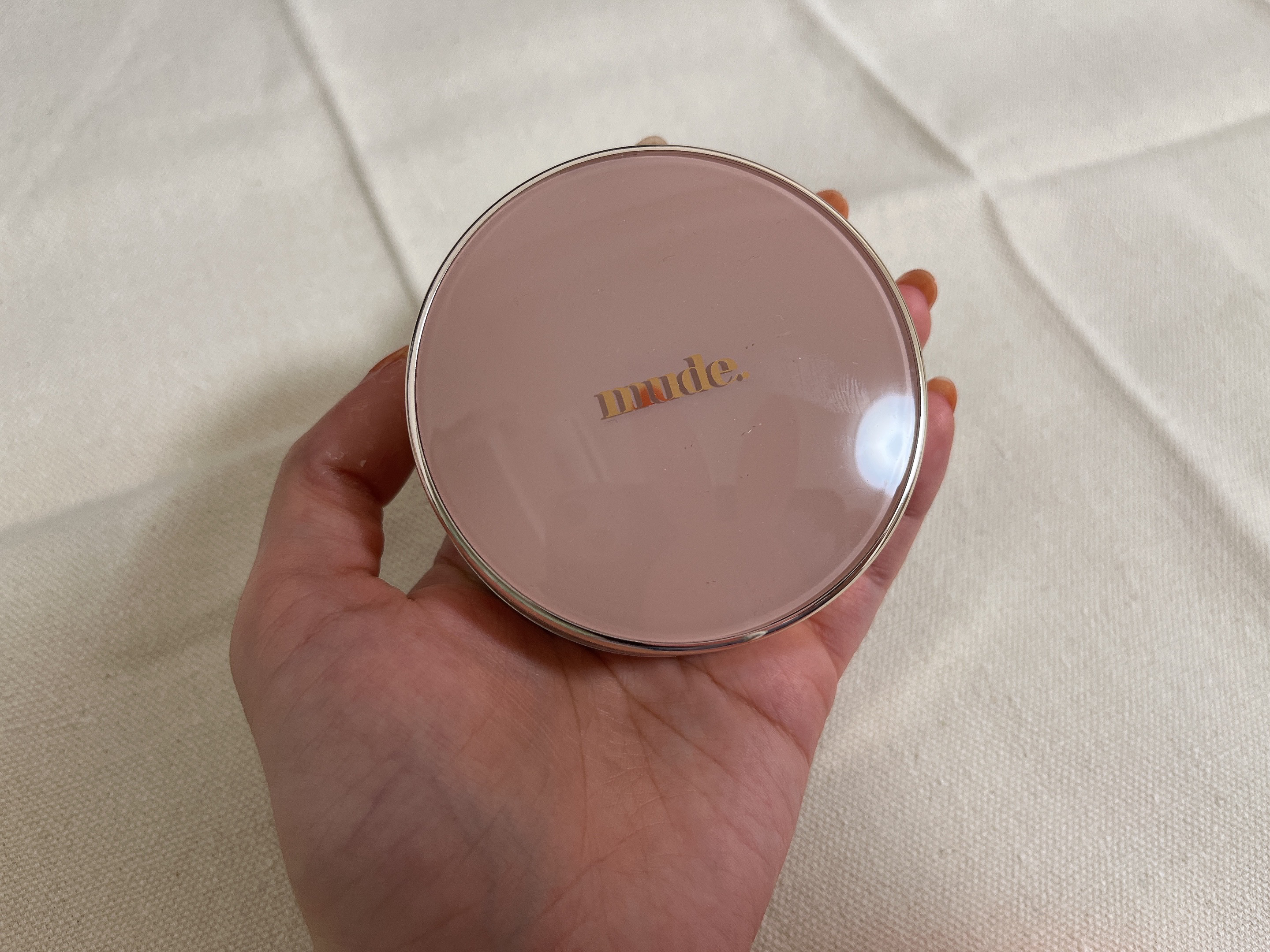 ハグクッション 19アイボリー/mude./クッションファンデーションを使ったクチコミ（2枚目）