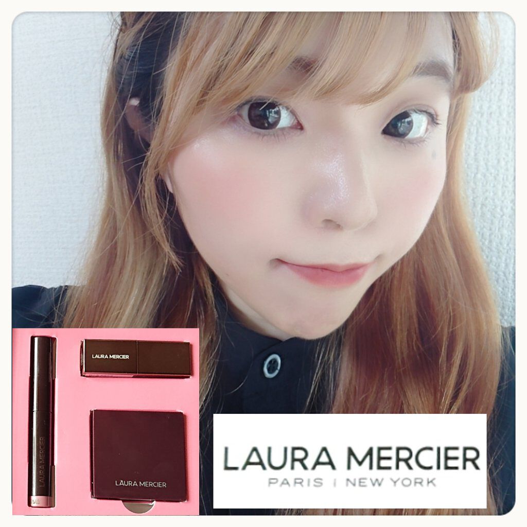 キャンドルグロウ パーフェクティングパウダー 1/ローラ メルシエ/プレストパウダーを使ったクチコミ（1枚目）