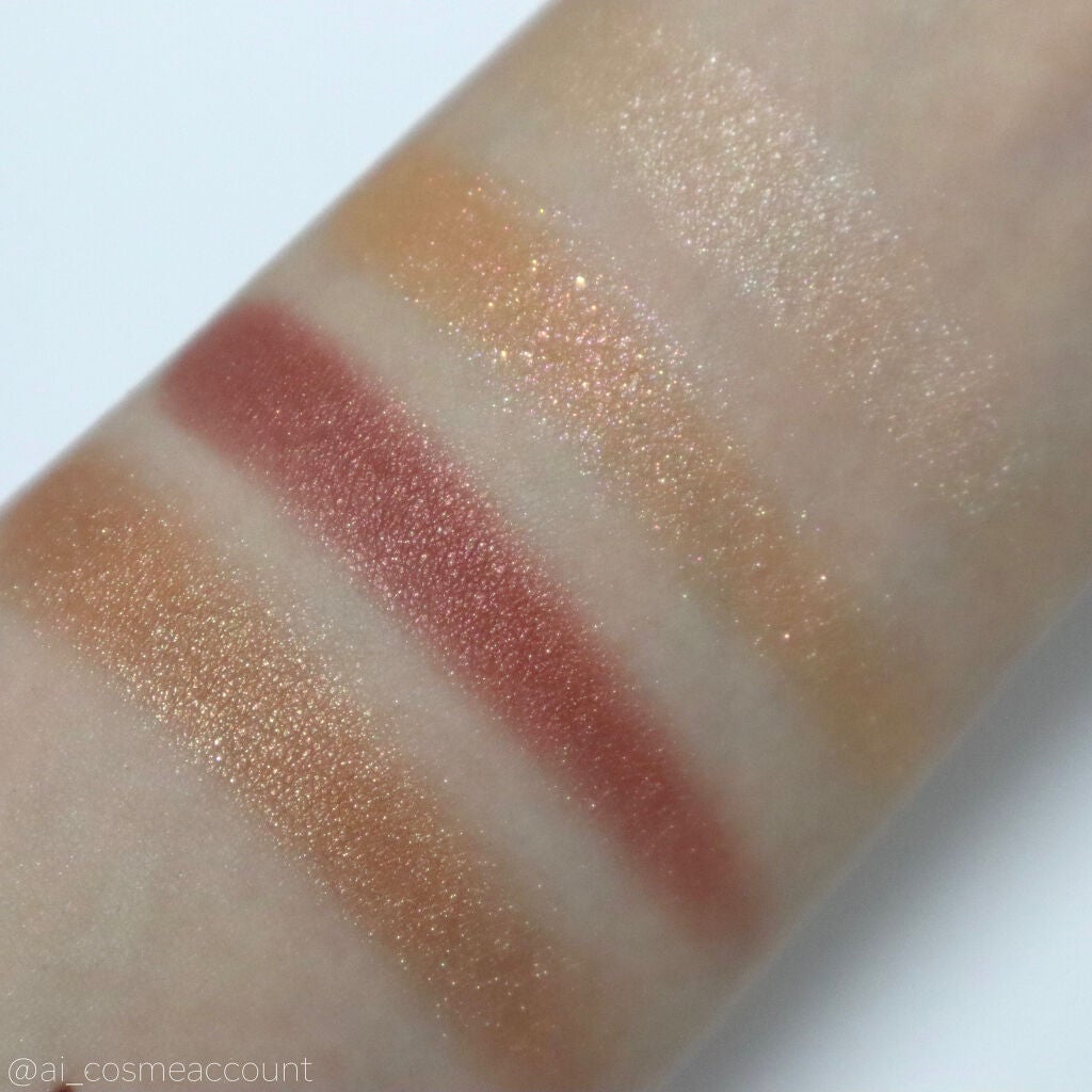 リアルクローズシャドウ/excel/アイシャドウパレットを使ったクチコミ(3枚目)