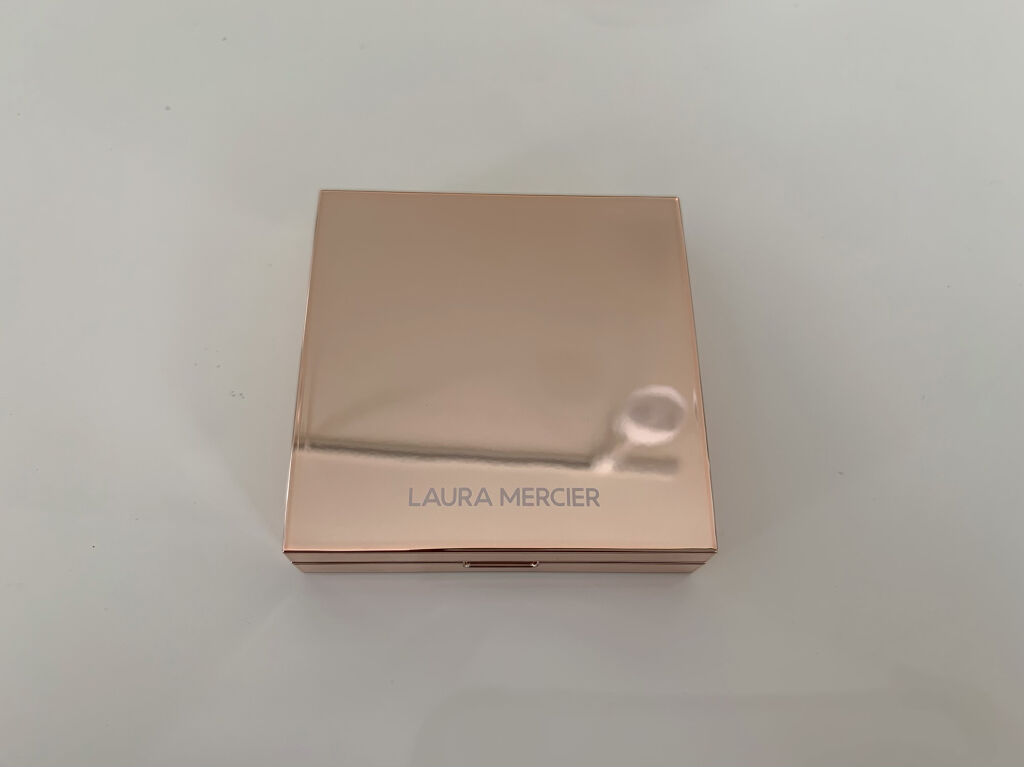 ファンパウダー ブラシ/ローラ メルシエ/メイクブラシを使ったクチコミ（2枚目）