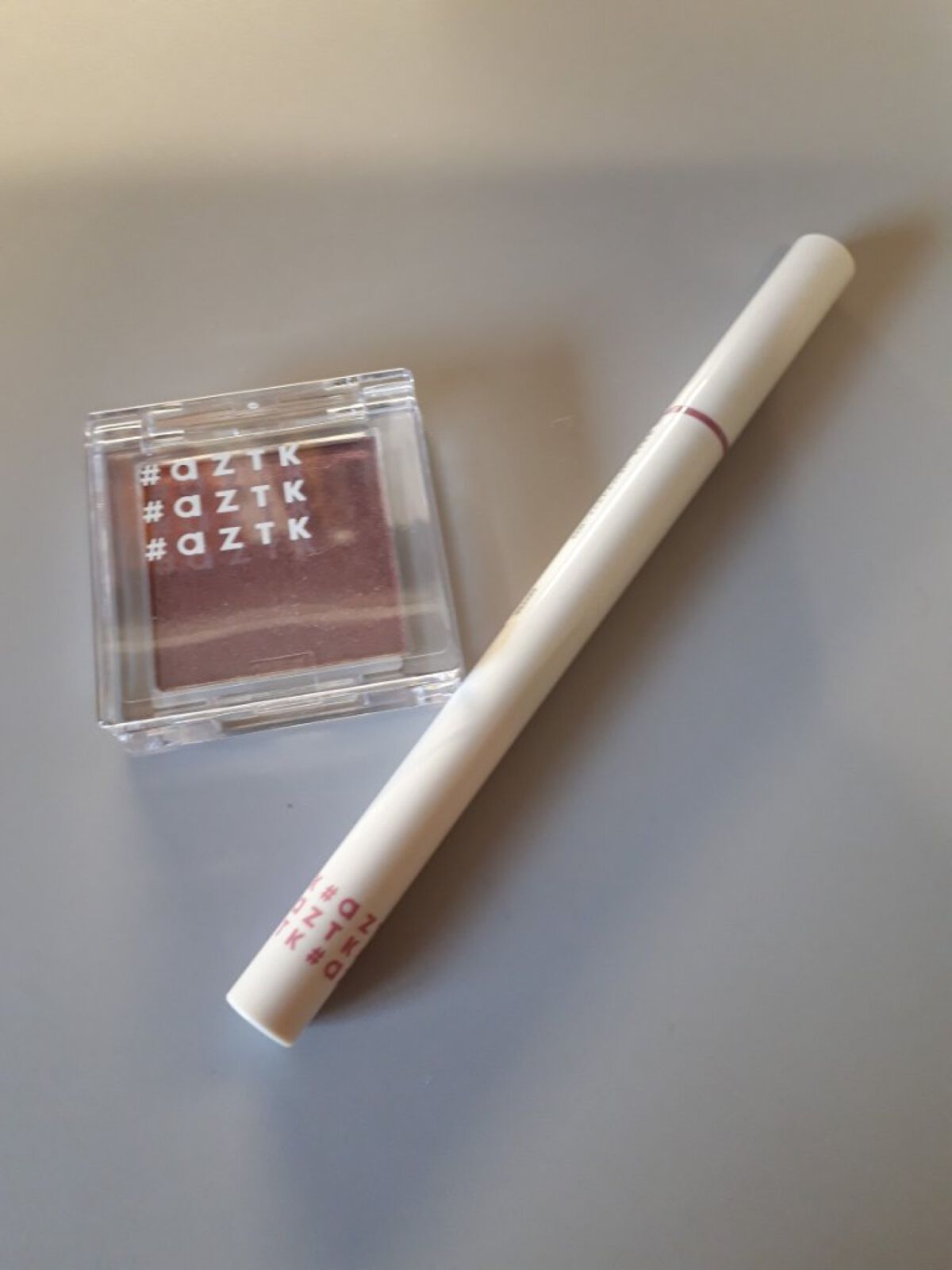 シングルアイシャドウ/aZTK/単色アイシャドウを使ったクチコミ（1枚目）