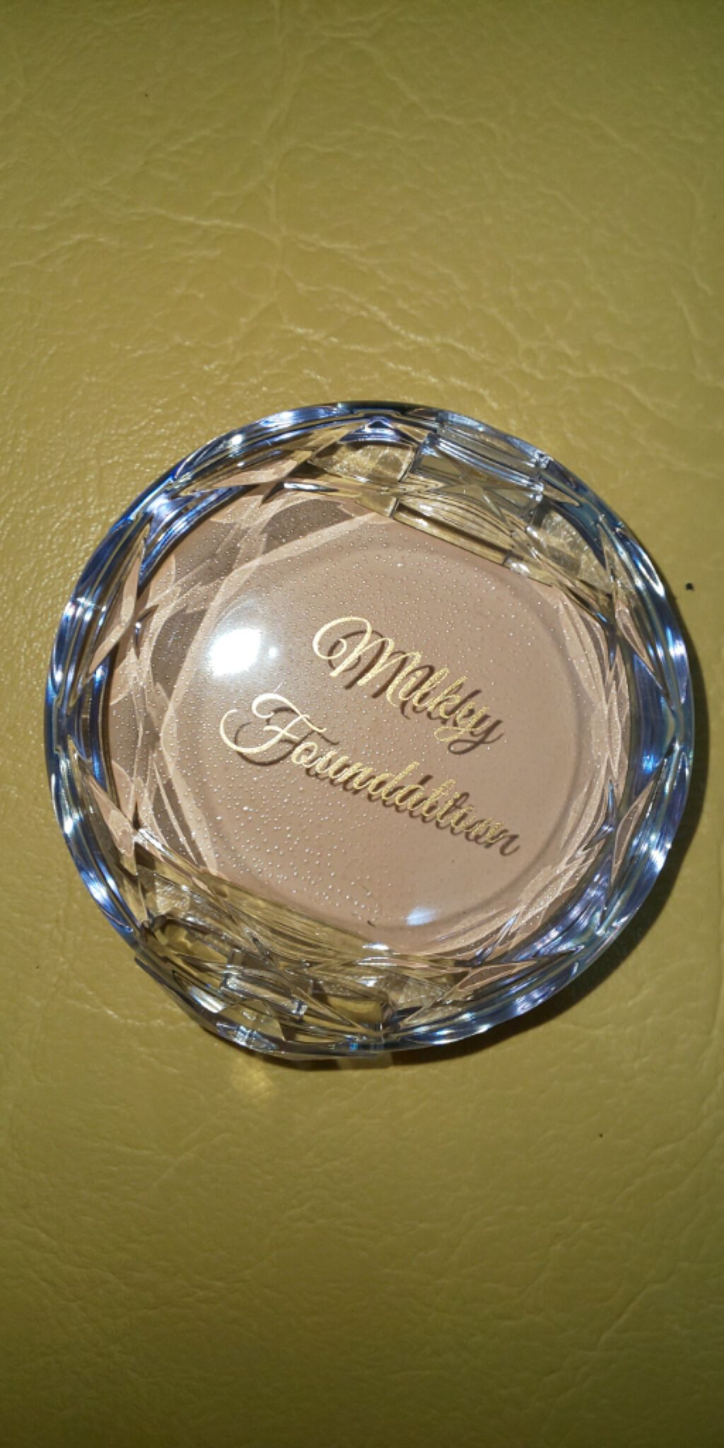 ミルキーファンデーション/DAISO/クリーム・エマルジョンファンデーションを使ったクチコミ(2枚目)