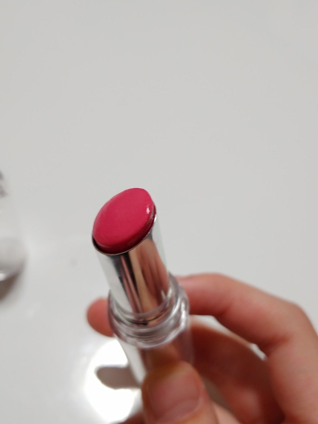 ラスティンググロスリップ/CEZANNE/口紅を使ったクチコミ（2枚目）