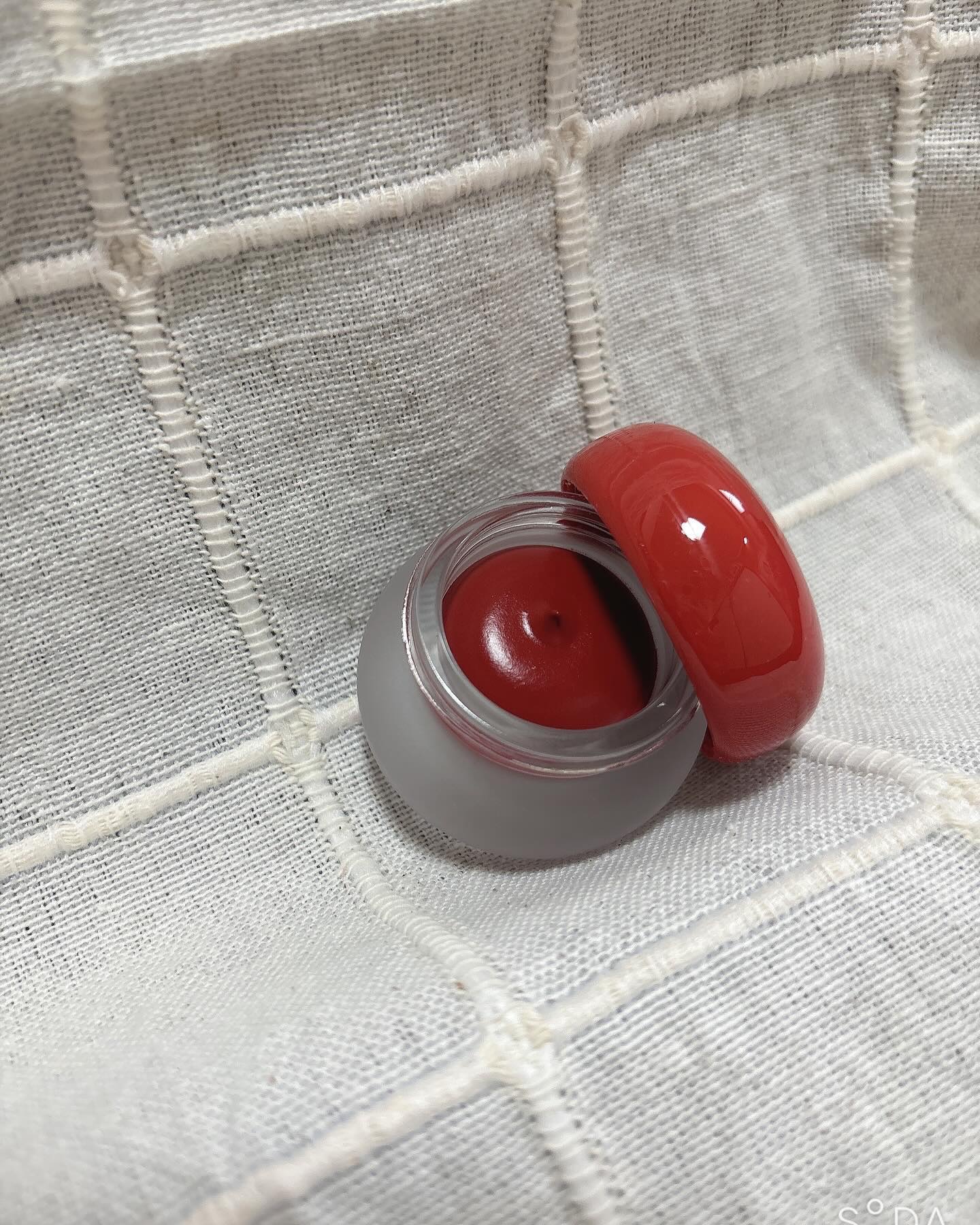 リップアンドチーク ブラーリープリンポット RS04 メモリーズ/fwee/口紅を使ったクチコミ（2枚目）