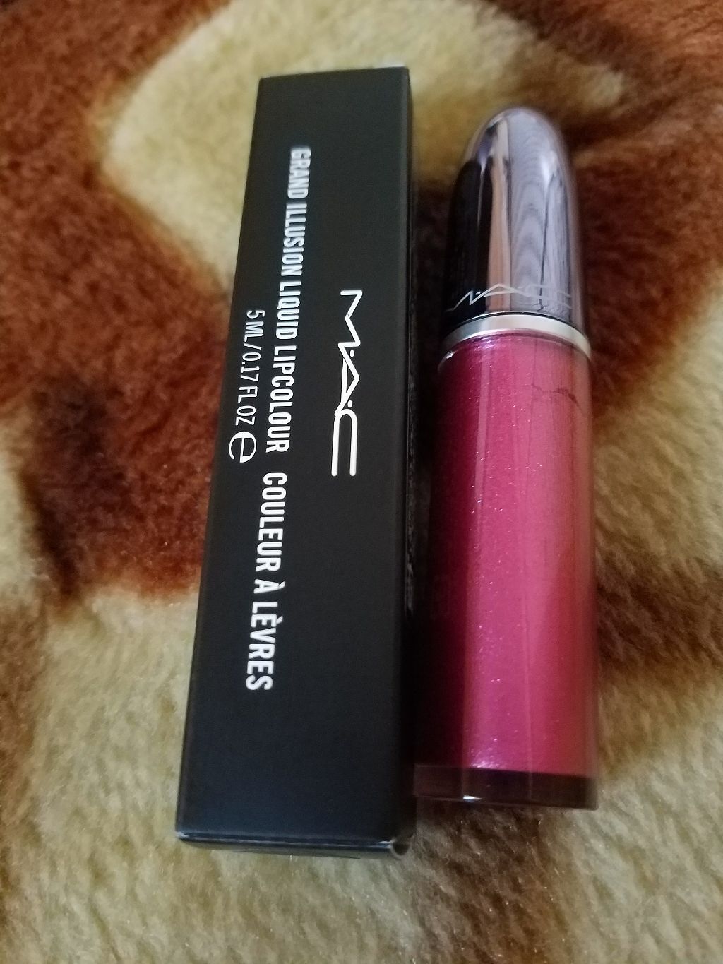 グランドイリュージョン リキッド リップカラー/M・A・C/リップグロスを使ったクチコミ(1枚目)