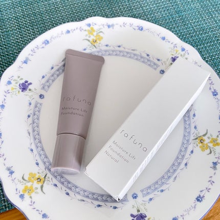 モイスチュアリフトファンデーション/rafuna/クリーム・エマルジョンファンデーションを使ったクチコミ(2枚目)