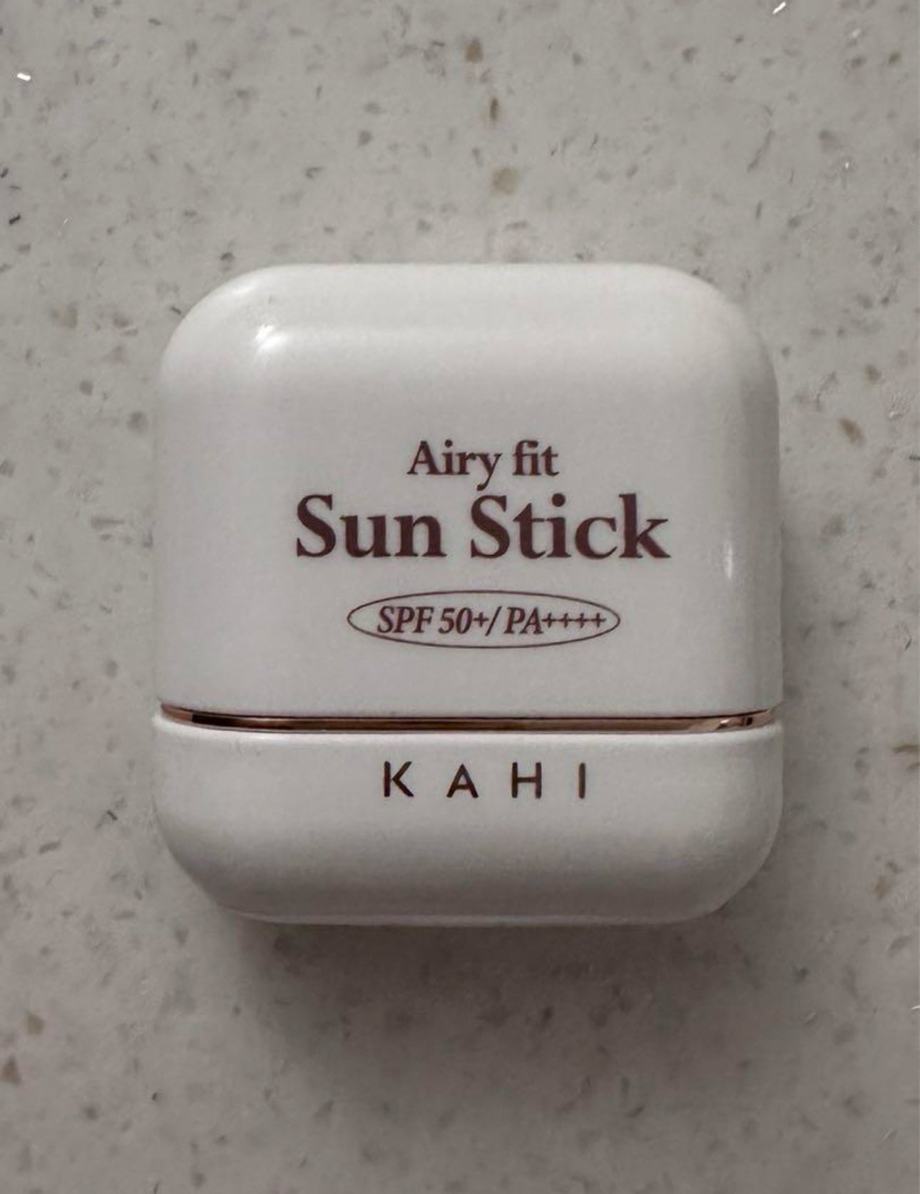 エアリーフィットサンスティック/KAHI/日焼け止めスティックを使ったクチコミ(2枚目)