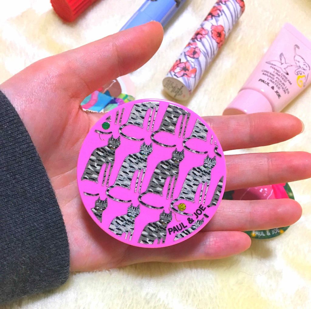 PAUL & JOE BEAUTE メイクアップ コレクション 2018のクチコミ「
ポール&ジョーのクリスマスコフレ♡


か、かわいい、、、

アドベントカレンダーなのに待ち.....」（3枚目）