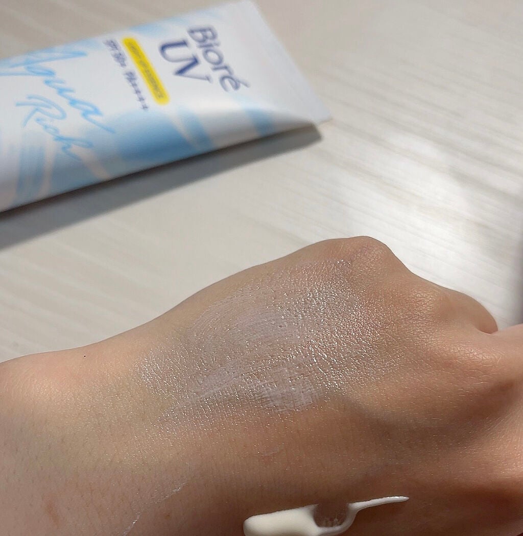 ビオレUV アクアリッチ ライトアップエッセンス/ビオレ/日焼け止めクリームを使ったクチコミ(3枚目)