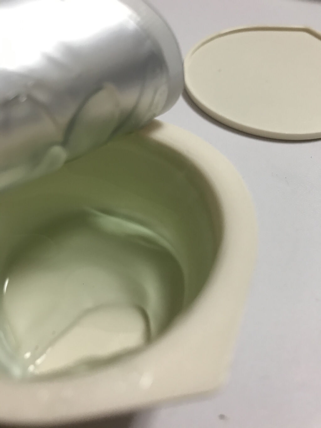 innisfree カプセルレシピパック BBのクチコミ「
innisfreeカプセルレシピパック BB
　これを塗ってからねる、スリーピングマスクです.....」（2枚目）