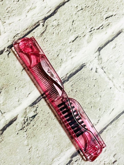 ひろろん on LIPS 「DAISOアイブロウ&マスカラコームマスカラのダマ取りや眉のお..」(5枚目)