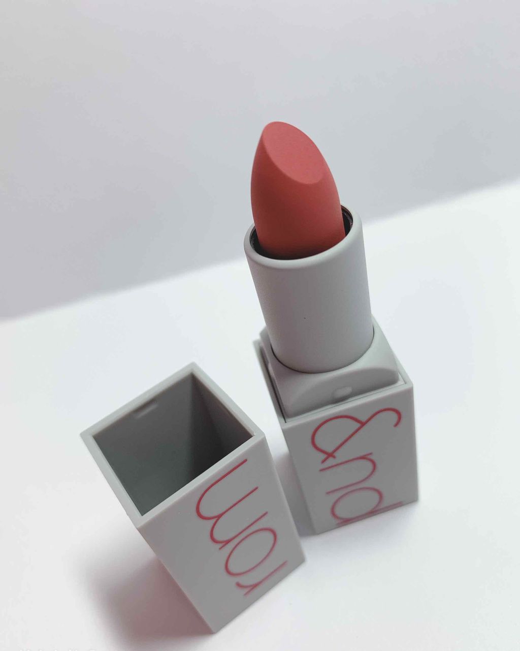 ゼログラムマットリップスティック Dusty Pink/rom&nd/口紅を使ったクチコミ（2枚目）