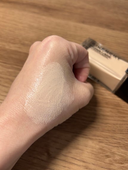 GIVENCHY プリズム・リーブル・グロウ・セラム・ ファンデーションのクチコミ「
🐈⬛GIVENCHYプリズム・リーブル・グロウ・セラム・ ファンデーション🐾
LIPS.....」(3枚目)