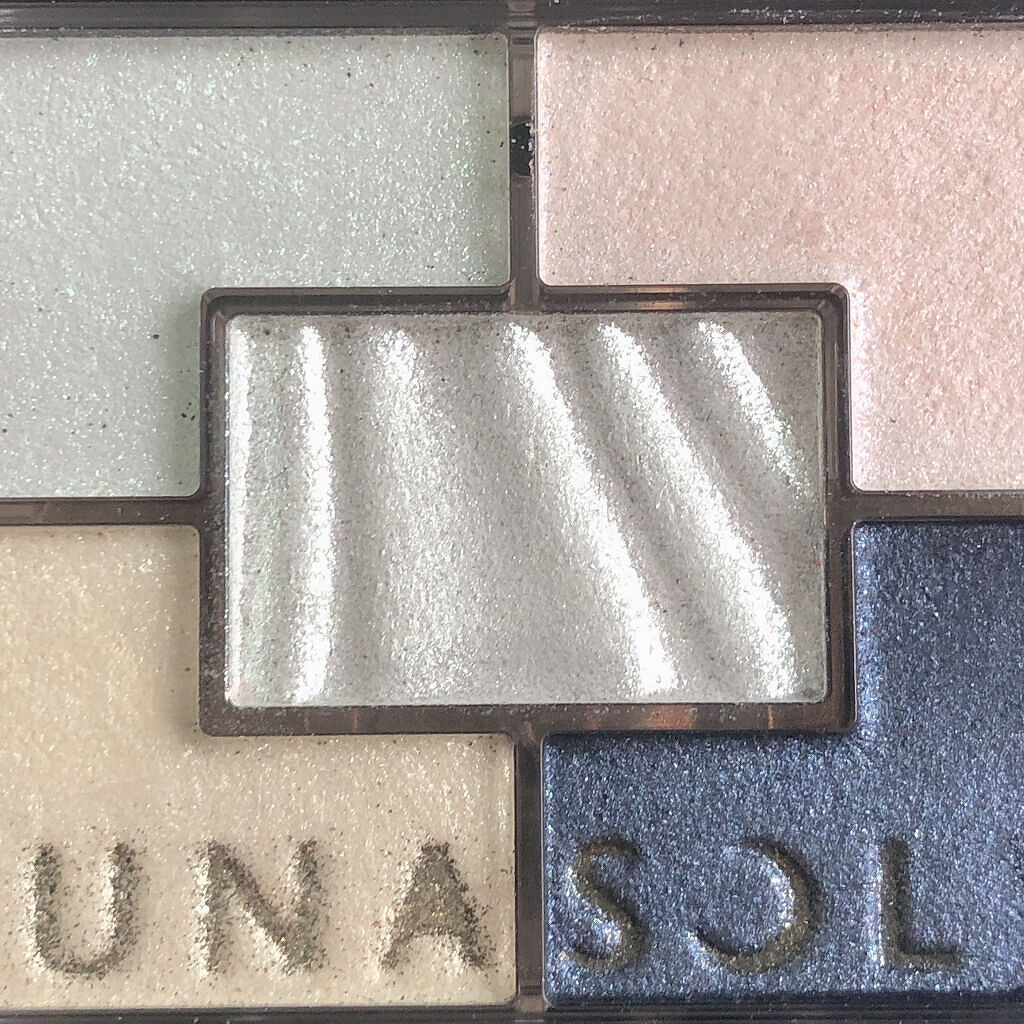 オーロライズアイズ 01 Nuance Variation/LUNASOL/アイシャドウパレットを使ったクチコミ（2枚目）