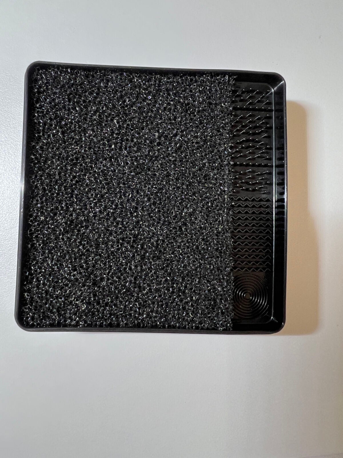 メイクブラシドライクリーナー/DAISO/メイクアップキットを使ったクチコミ(2枚目)