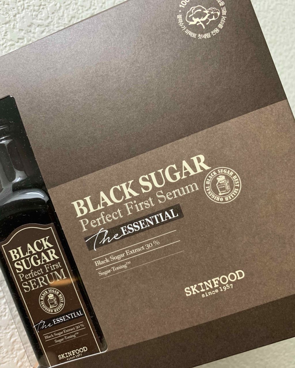 ブラックシュガー パーフェクト ファーストセラム ザ・エッセンシャル/SKINFOOD/美容液を使ったクチコミ(1枚目)