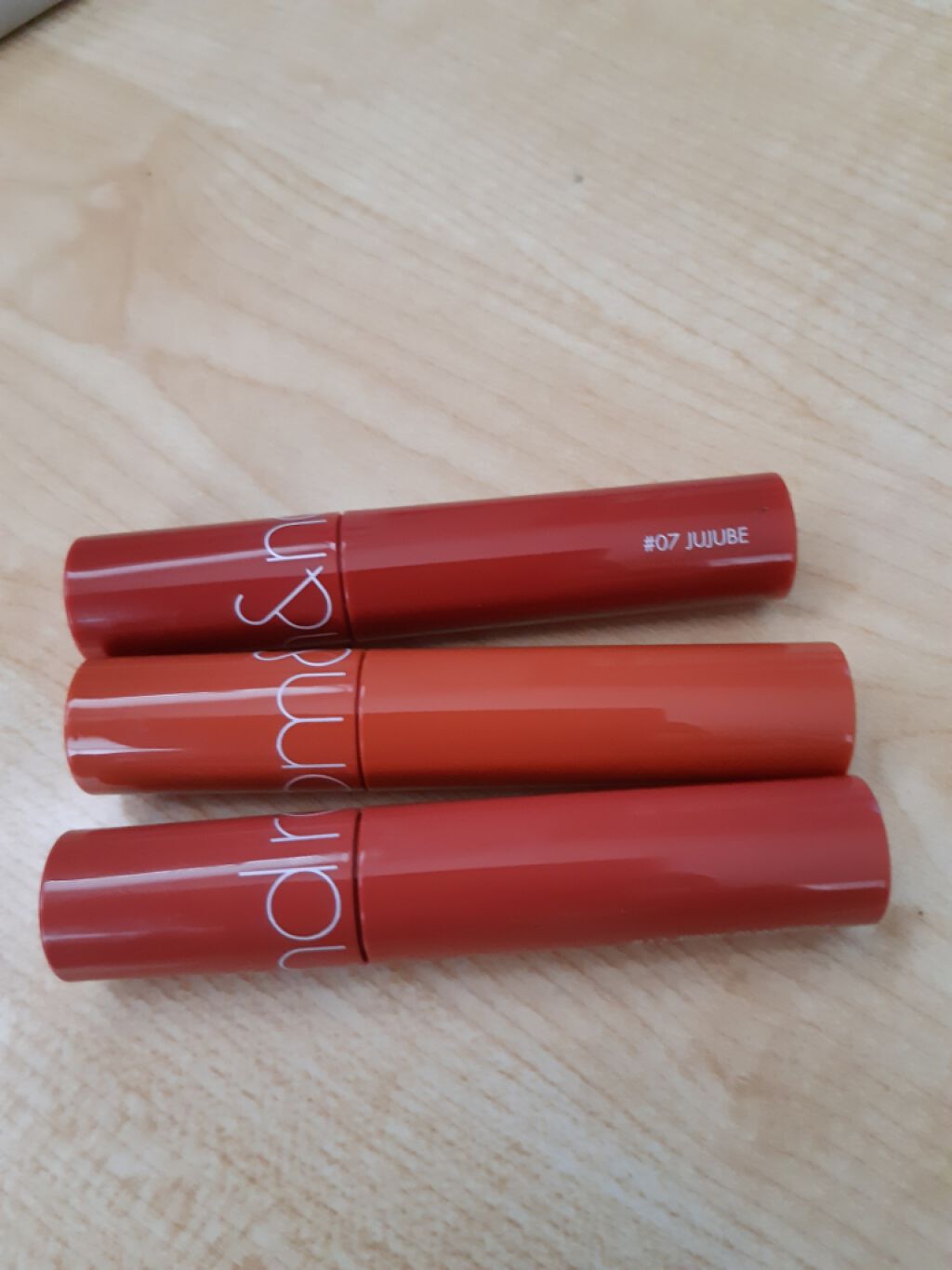 へむへむ on LIPS 「ロフトでリップ買いました♪ロムアンド、ロレアルパリ、レブロンで..」(2枚目)