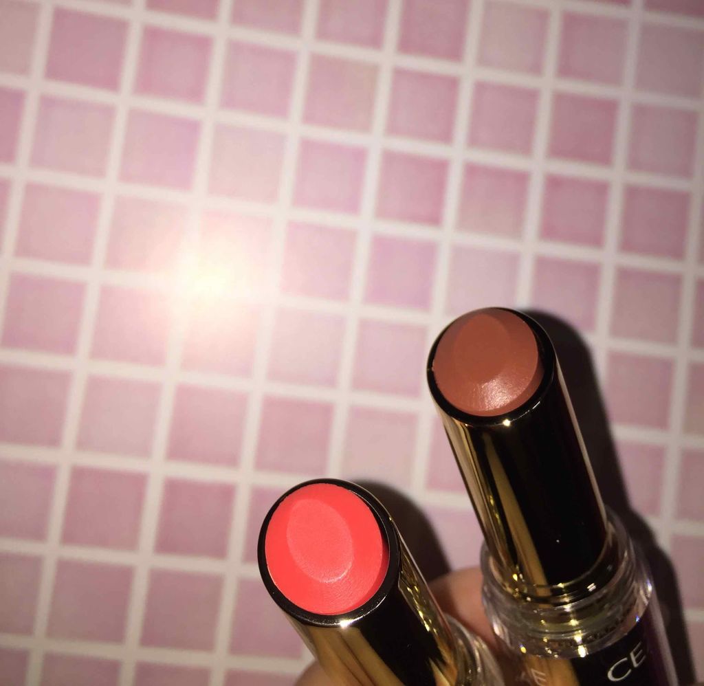 ラスティンググロスリップ/CEZANNE/口紅を使ったクチコミ（2枚目）