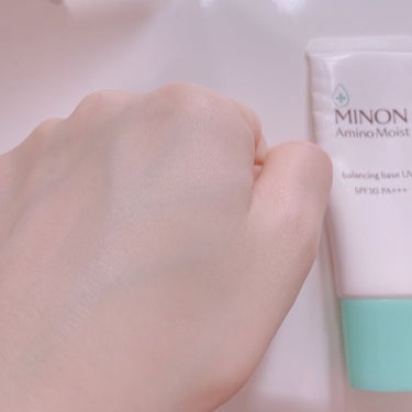 ミノン ミノン アミノモイスト バランシングベース UVのクチコミ「✎*ミノン アミノモイスト バランシングベース UV(SPF30 PA+++)

ニキビが出来.....」（3枚目）