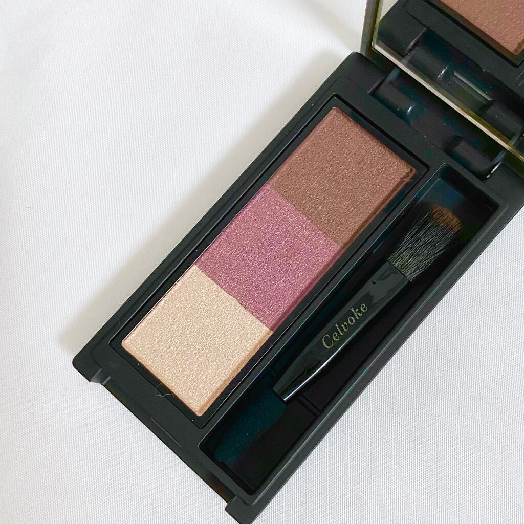 セルヴォーク インディケイトアイブロウパウダー/Celvoke/パウダーアイブロウを使ったクチコミ(3枚目)