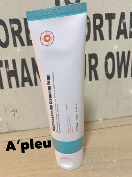 YOKKO@YouTube始めました🌈♡のクチコミ「スキンケア購入品🛒𓈒𓂂𓏸
ずっと気になってた、A′pleuのマデカソクレンジングフォーム- .....」(1枚目)