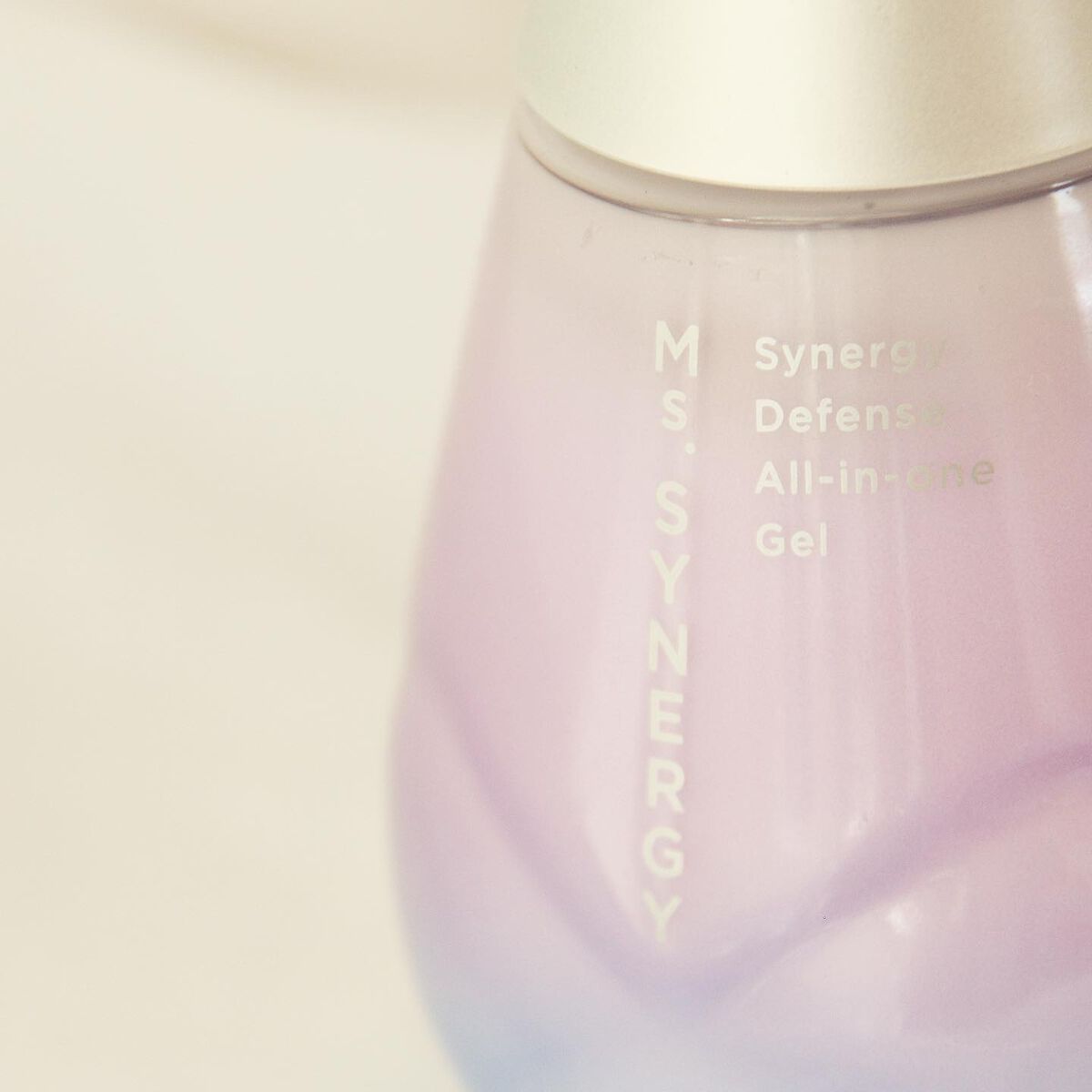 MIKIKO on LIPS 「#オールインワンジェル..肌のコンディションをサポートし1本で..」(3枚目)