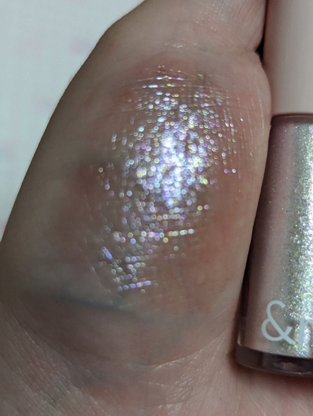 アンドバイロムアンド グラッシーアイグリッター/&nd by rom&nd/グリッターを使ったクチコミ(4枚目)