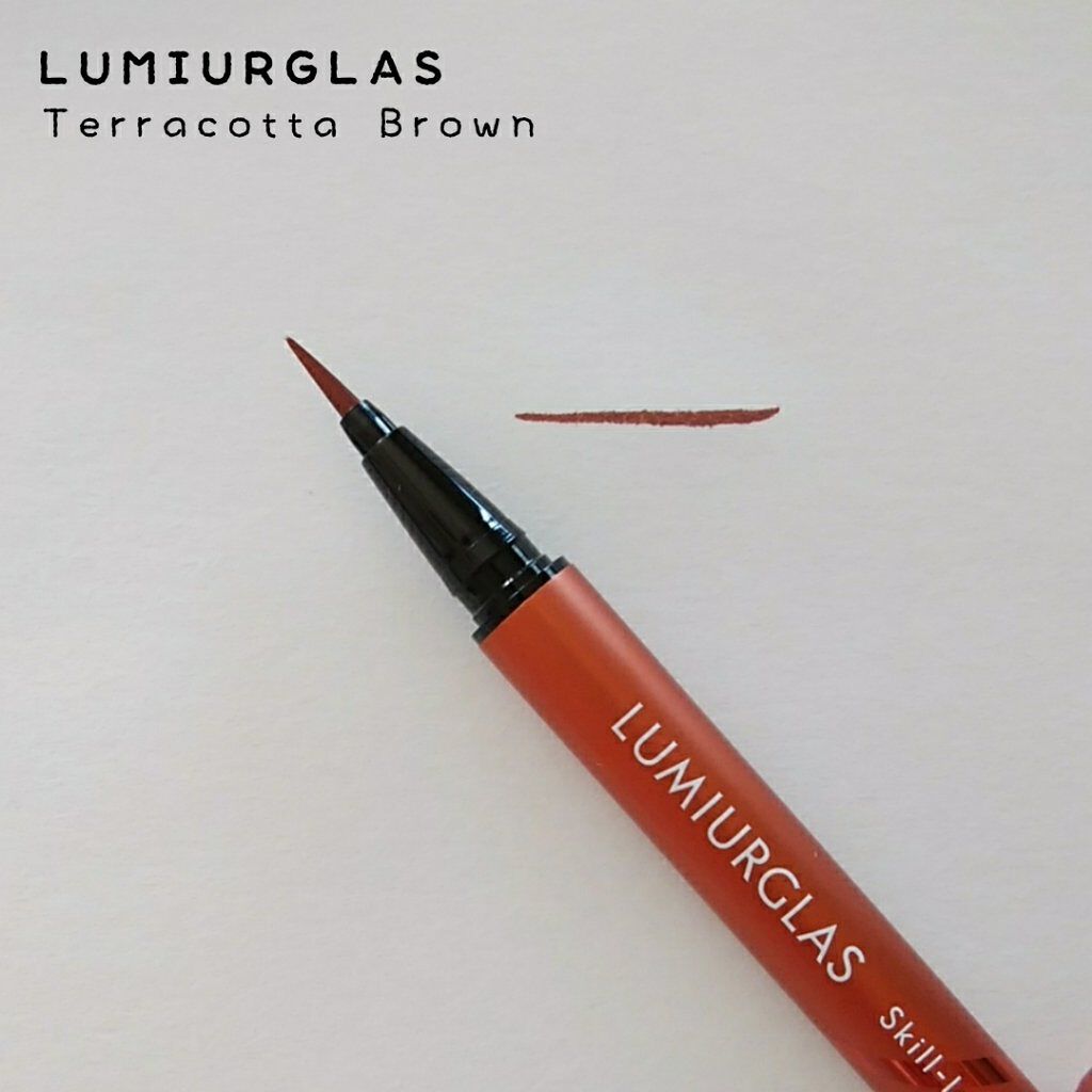 スキルレスライナー/LUMIURGLAS/リキッドアイライナーを使ったクチコミ(1枚目)