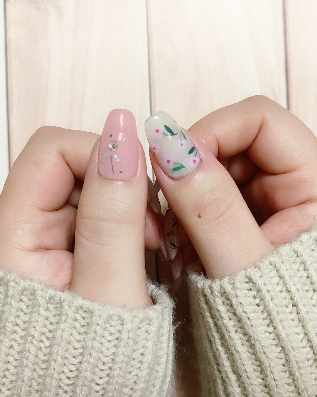 セミキュアジェルネイル(ハンド)/ohora/ネイルシールを使ったクチコミ(4枚目)